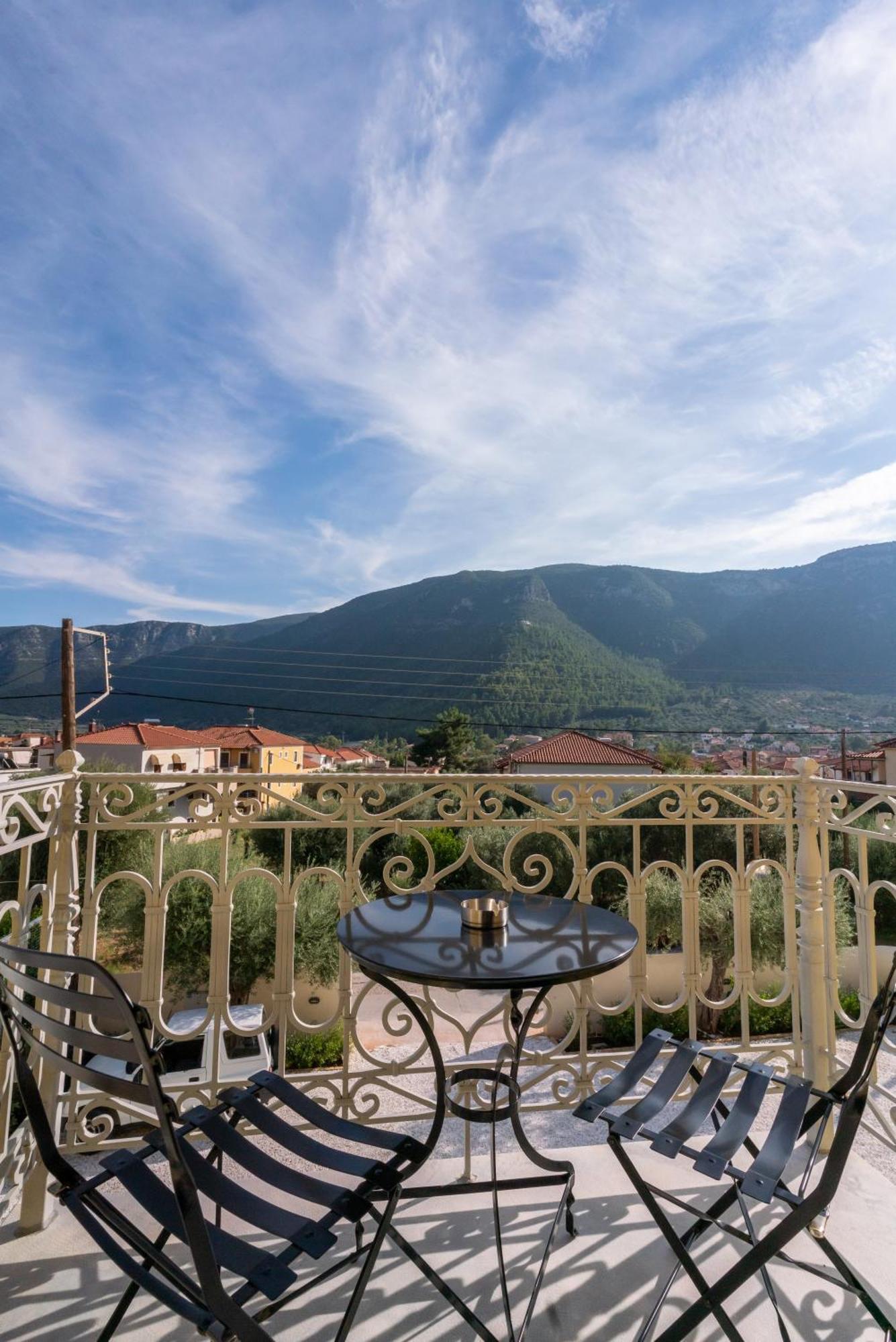 Kraka Apartments Leonidio Bagian luar foto